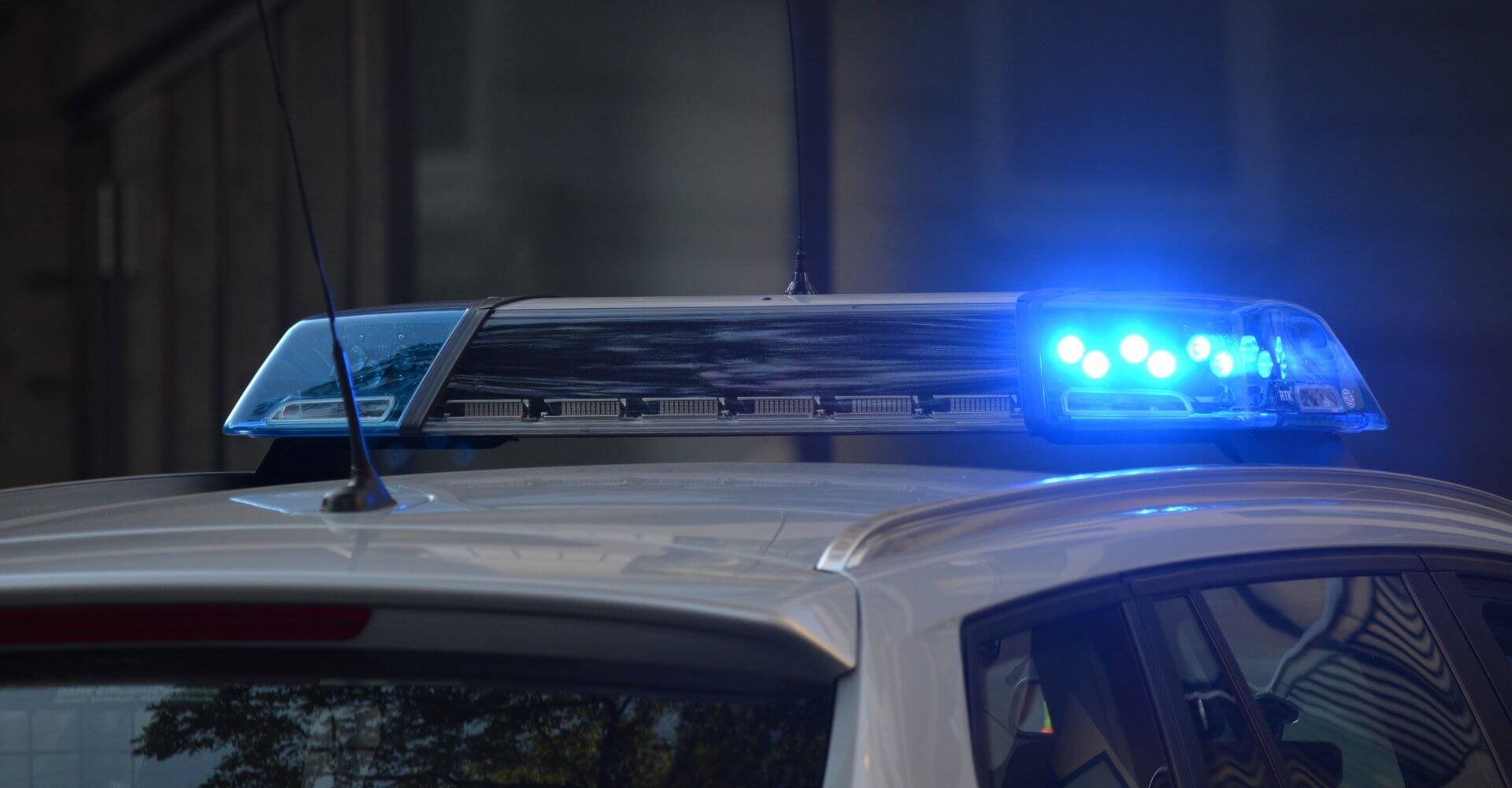 Blaues Licht und grüner Motor: Polizei in Zukunft in Elektroautos auf Streife?